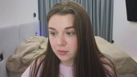 Snapshot of tutti_frutti_ chatting on 01-11-25, 12:22 Ariana online show from 01-11-25, 12:22