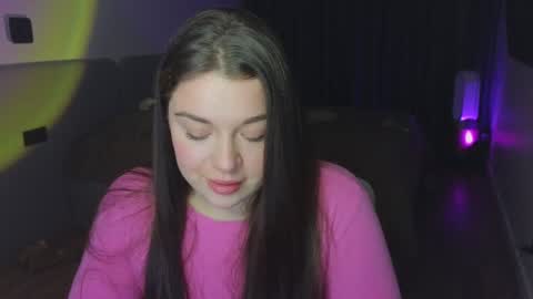 Snapshot of tutti_frutti_ chatting on 01-14-25, 08:48 Ariana online show from 01-14-25, 08:48