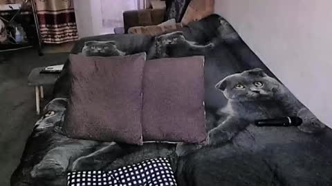 Lana online show from 09-19-25, 12:02