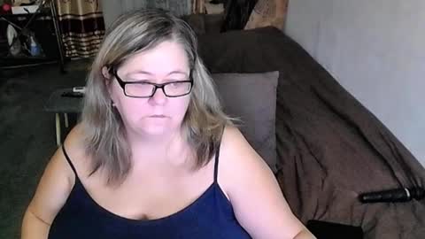 Lana online show from 12-14-25, 11:31