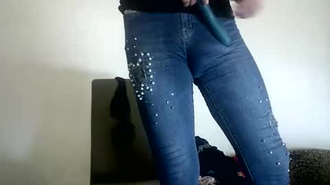 cd sheila online show from 11-12-25, 11:25