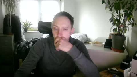 Tobi online show from 12-16-24, 09:14