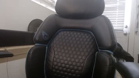 TwackedNTatted online show from 01-21-25, 08:54