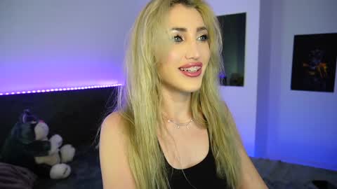 MayCarrey online show from 12-17-24, 10:11