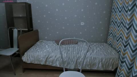 Snapshot of twelveeek chatting on 11-13-25, 07:02 Angus online show from 11-13-25, 07:02