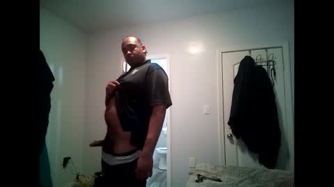 Snapshot of twest84 chatting on 02-16-25, 04:09 twest84 online show from 02-16-25, 04:09