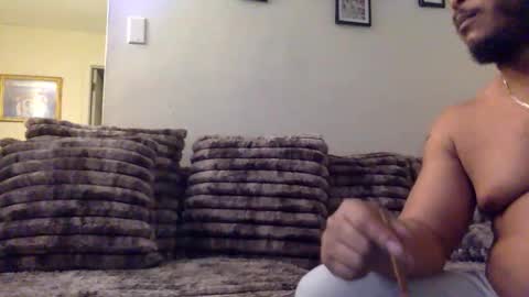 Snapshot of twinandlea chatting on 02-28-26, 02:56 Twin and Lea online show from 02-28-26, 02:56