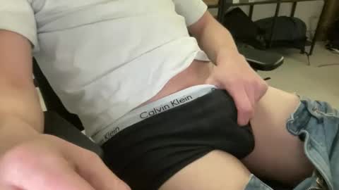 twink27844711 online show from 02-05-25, 07:10