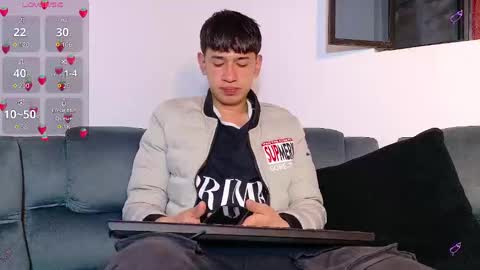 Snapshot of twink_daren chatting on 09-30-25, 05:07 Mr Daren online show from 09-30-25, 05:07