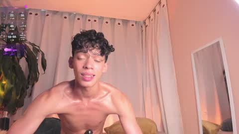 Snapshot of twink_lion chatting on 02-07-25, 08:42 Lion online show from 02-07-25, 08:42