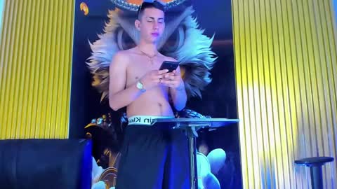 Snapshot of twink_scott19 chatting on 09-26-25, 11:31 twink_scott19 online show from 09-26-25, 11:31