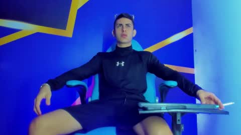 Snapshot of twink_scott19 chatting on 11-12-25, 12:16 twink_scott19 online show from 11-12-25, 12:16