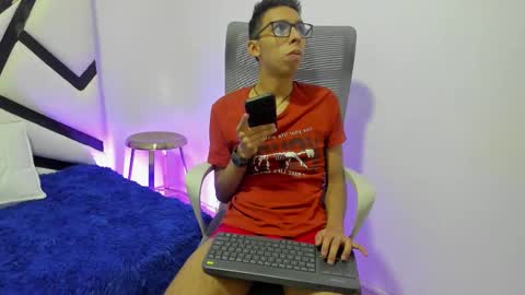 David online show from 10-21-25, 03:07