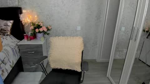 twinklingstar_ online show from 04-23-26, 04:24