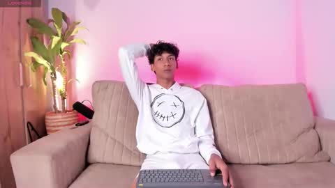 twinksboys_23 online show from 10-28-25, 11:25