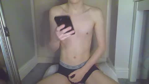 Snapshot of twinktechnology1 chatting on 03-08-26, 09:51 K online show from 03-08-26, 09:51