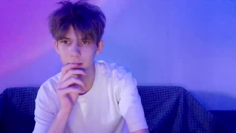 Snapshot of twishadow chatting on 02-19-26, 12:01 TwiShadow online show from 02-19-26, 12:01