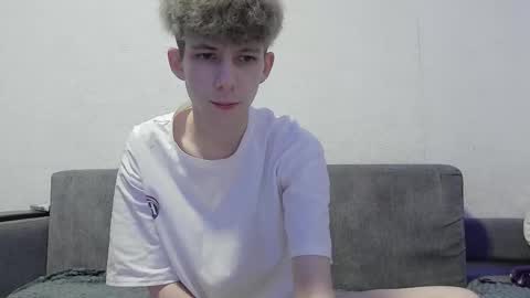 Snapshot of twishadow chatting on 02-28-26, 04:19 TwiShadow online show from 02-28-26, 04:19