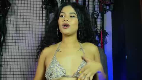 Snapshot of twisted_fantasy_ chatting on 02-09-25, 09:39 Clio Tadeo online show from 02-09-25, 09:39