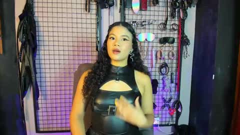 Snapshot of twisted_fantasy_ chatting on 02-15-25, 11:36 Clio Tadeo online show from 02-15-25, 11:36