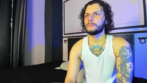 Snapshot of twisted_fantasy_ chatting on 02-26-25, 12:36 Clio Tadeo online show from 02-26-25, 12:36