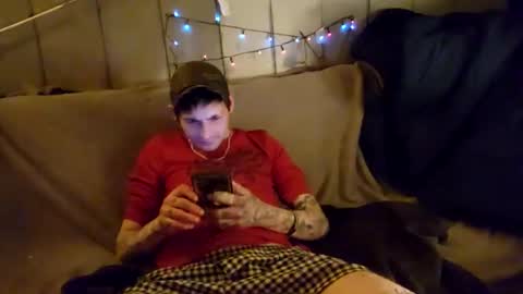 Snapshot of twistedblizzy chatting on 12-30-24, 04:19 TwistedBlizzy online show from 12-30-24, 04:19