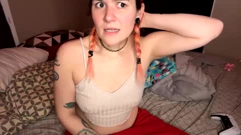 twitchinwhore online show from 01-23-25, 05:24