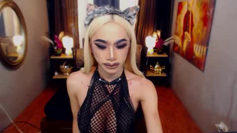 KiaraKeana online show from 11-10-25, 03:16