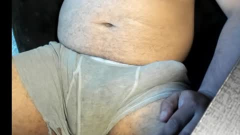 Snapshot of twohandedlongstroker chatting on 05-18-26, 07:31 biggg daddyyy online show from 05-18-26, 07:31