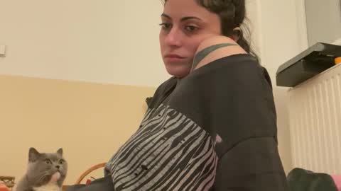 Snapshot of twonobodies chatting on 12-17-25, 08:37 im Nobody online show from 12-17-25, 08:37