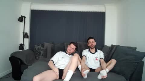 Snapshot of twotwinkhusbands chatting on 10-13-25, 10:32 RyanRowan online show from 10-13-25, 10:32