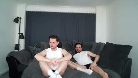 Snapshot of twotwinkhusbands chatting on 10-15-25, 10:10 RyanRowan online show from 10-15-25, 10:10