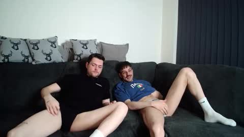 Snapshot of twotwinkhusbands chatting on 02-01-26, 06:06 RyanRowan online show from 02-01-26, 06:06