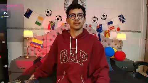 Snapshot of twunkmiguel chatting on 06-19-26, 01:04 TwunkMiguel online show from 06-19-26, 01:04