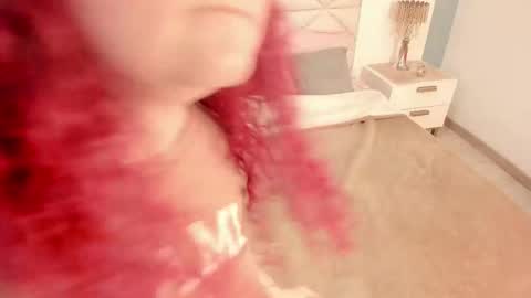 Twiggy online show from 10-27-25, 08:24