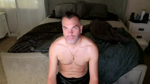 Snapshot of ty_lerdavid chatting on 09-24-25, 06:33 TylerDavid online show from 09-24-25, 06:33