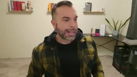 Snapshot of ty_lerdavid chatting on 10-21-25, 07:14 TylerDavid online show from 10-21-25, 07:14