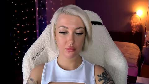 Miley online show from 12-13-24, 03:32