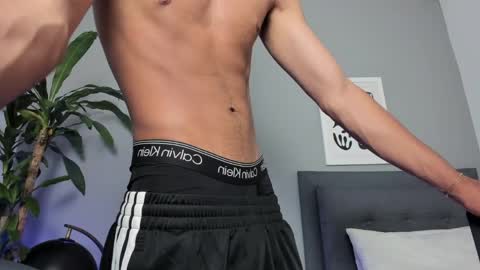 Tyler Fox online show from 04-23-26, 10:01