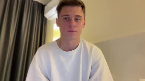 tyler_garrner online show from 10-04-25, 05:33