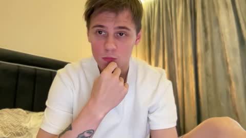 tyler_garrner online show from 11-01-25, 01:24