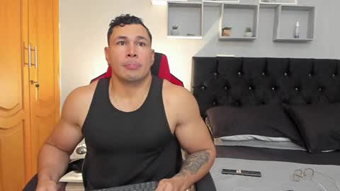 tyler_hank1 online show from 03-29-26, 07:14