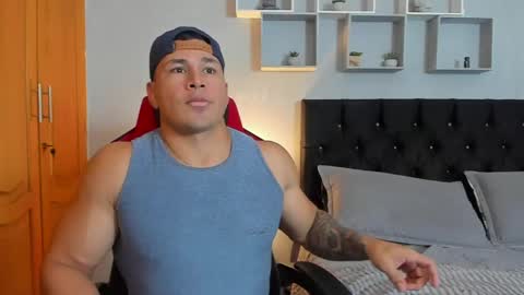 Snapshot of tyler_hank1 chatting on 04-24-26, 08:22 tyler_hank1 online show from 04-24-26, 08:22