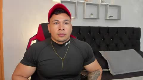 tyler_hank1 online show from 07-29-26, 10:30