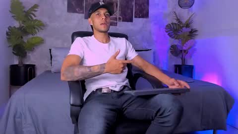 Tyler online show from 12-22-24, 08:47