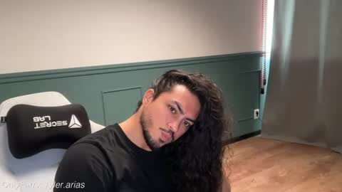 tylerarias online show from 06-20-26, 05:16