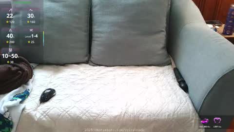 Tyler Sands online show from 11-07-25, 01:22