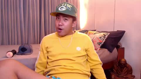 Snapshot of tylerwatson22 chatting on 01-04-25, 05:16 tyler online show from 01-04-25, 05:16