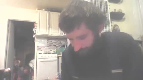 Snapshot of tylerweist727678265 chatting on 12-21-25, 11:39 tylerweist727678265 online show from 12-21-25, 11:39