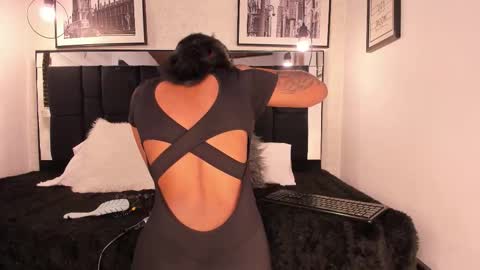       online show from 09-27-25, 03:44